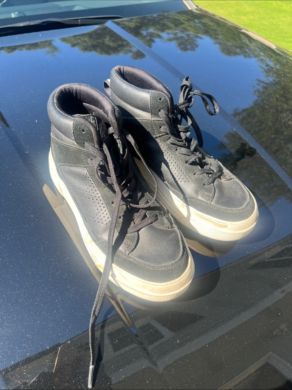 Le Tigre Black High-Top Sneakers with Cream Sole